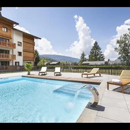 4 Pieces 8 Pers Vue Montagne Samoens