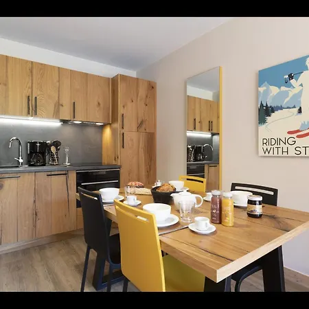 4 Pieces 8 Pers Vue Montagne Apartment Samoens
